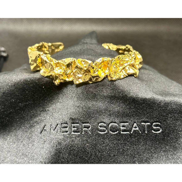 Amber Sceats Emery 24k Gold Plated Sculpted Textured Crushed Metal Bracelet - Picture 1 of 3